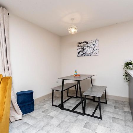 Avery House 2 - Two Bedroom With Outdoor Terrace By Bpne Darlington  Kültér fotó