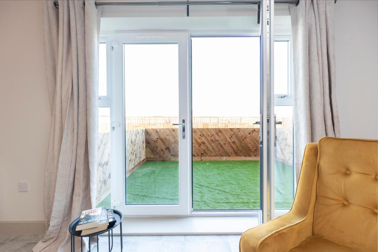 Avery House 2 - Two Bedroom With Outdoor Terrace By Bpne Darlington  Kültér fotó